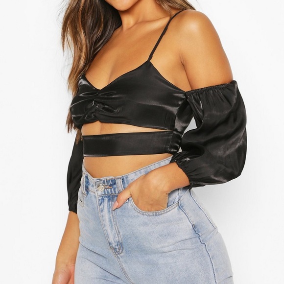 Boohoo Black Crop Top Off the Shoulder - Picture 2 of 4